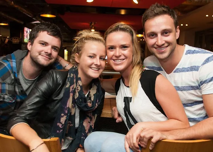 St Christopher's - Canal Parigi