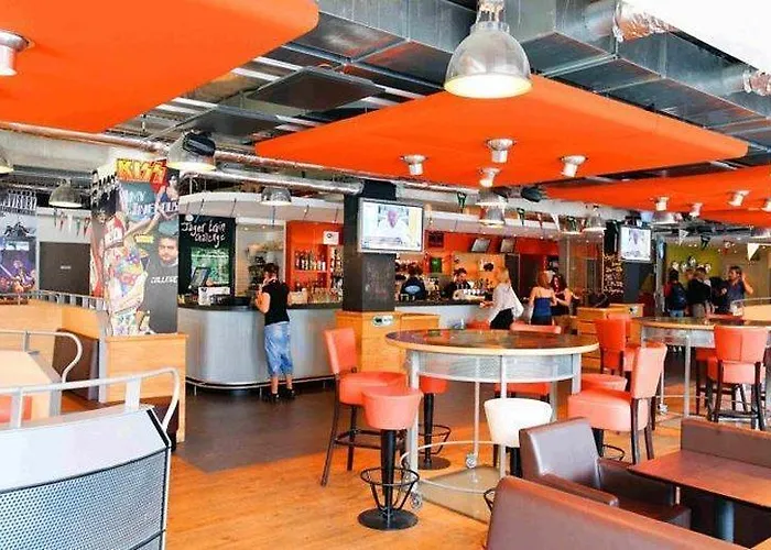 St Christopher's - Canal