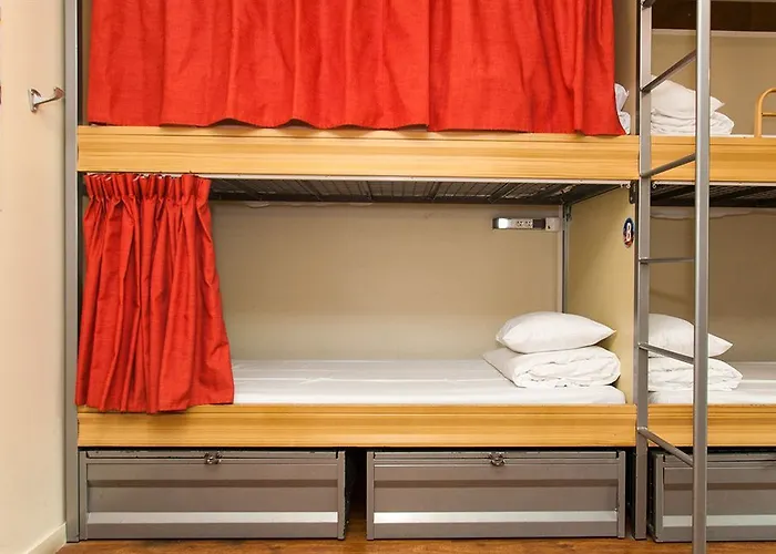 St Christopher's - Canal * Parigi