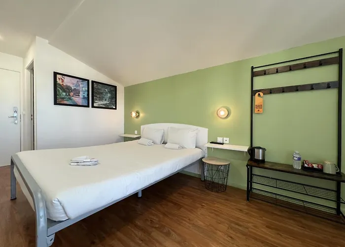 Hostal St Christopher's - Canal