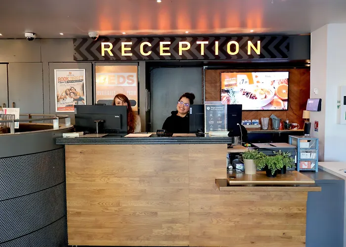 Hostal St Christopher's - Canal *