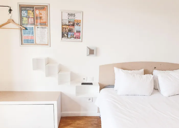 Hostal St Christopher's - Canal *