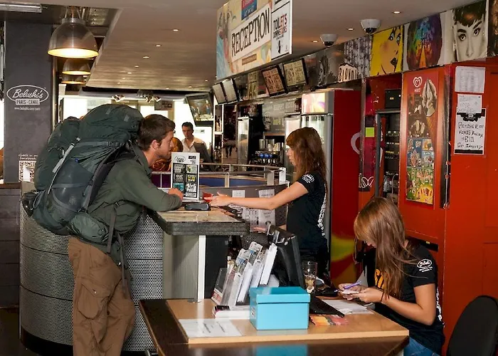 St Christopher's - Canal * París