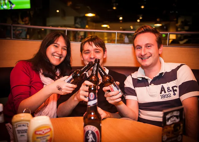 St Christopher's - Canal * Paris