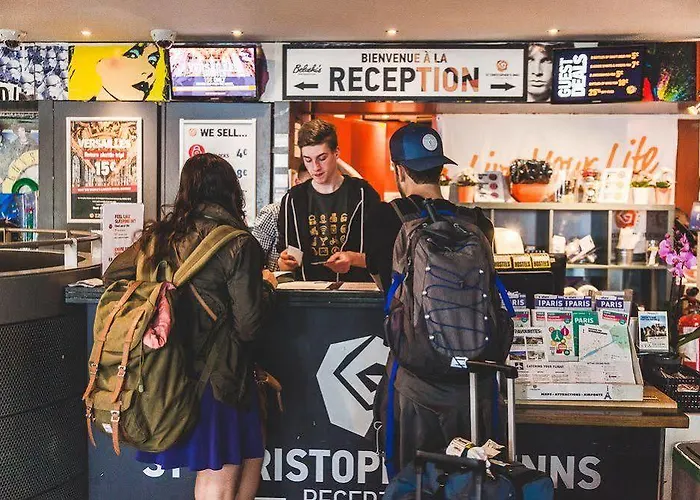 St Christopher's - Canal París