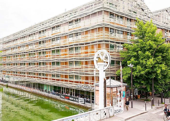 St Christopher's - Canal * París
