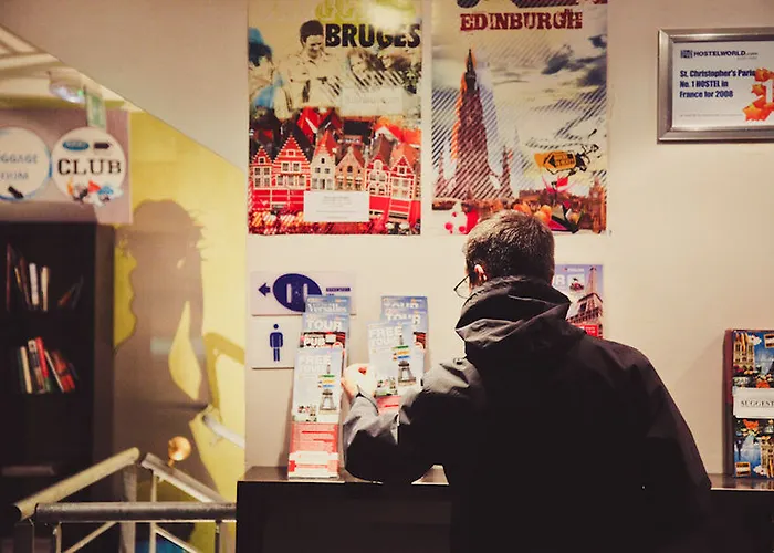 St Christopher's - Canal *