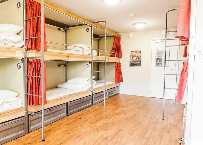 Hostal St Christopher's - Canal